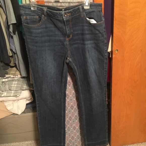 Liz Claiborne Denim - Liz Clairborne Size 14 Classic Fit Straight Leg